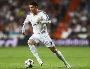Đỉnh Cao Không Đối Đầu! Tại Sao Nhịp Chạy Không Bóng Của CR7 Luôn Kiệt Sức Hậu Vệ Đội Cũ?!